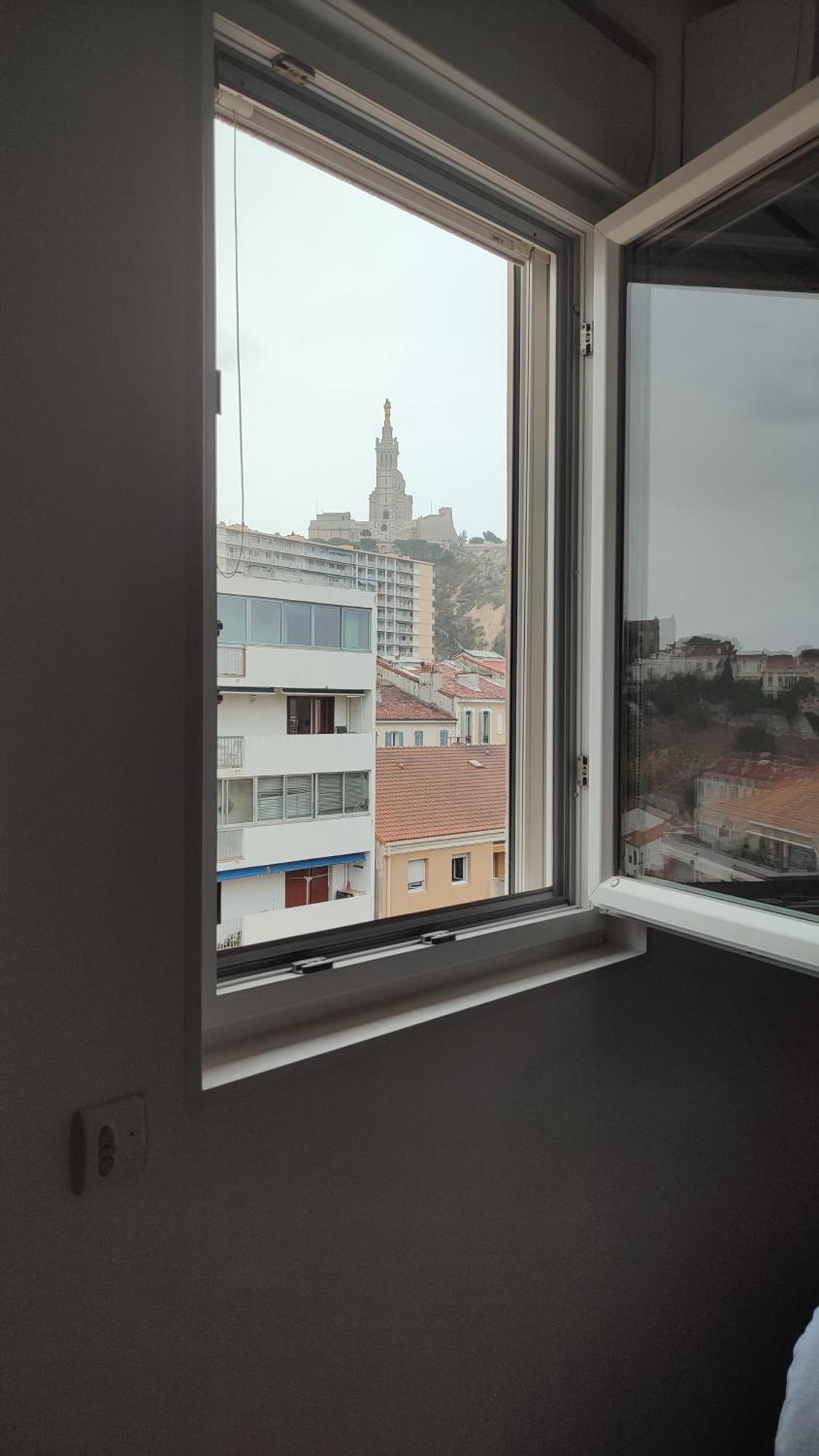 T2 Vue Sur La Basilique De Notre Dame De La Garde Apartman Marseille Kültér fotó